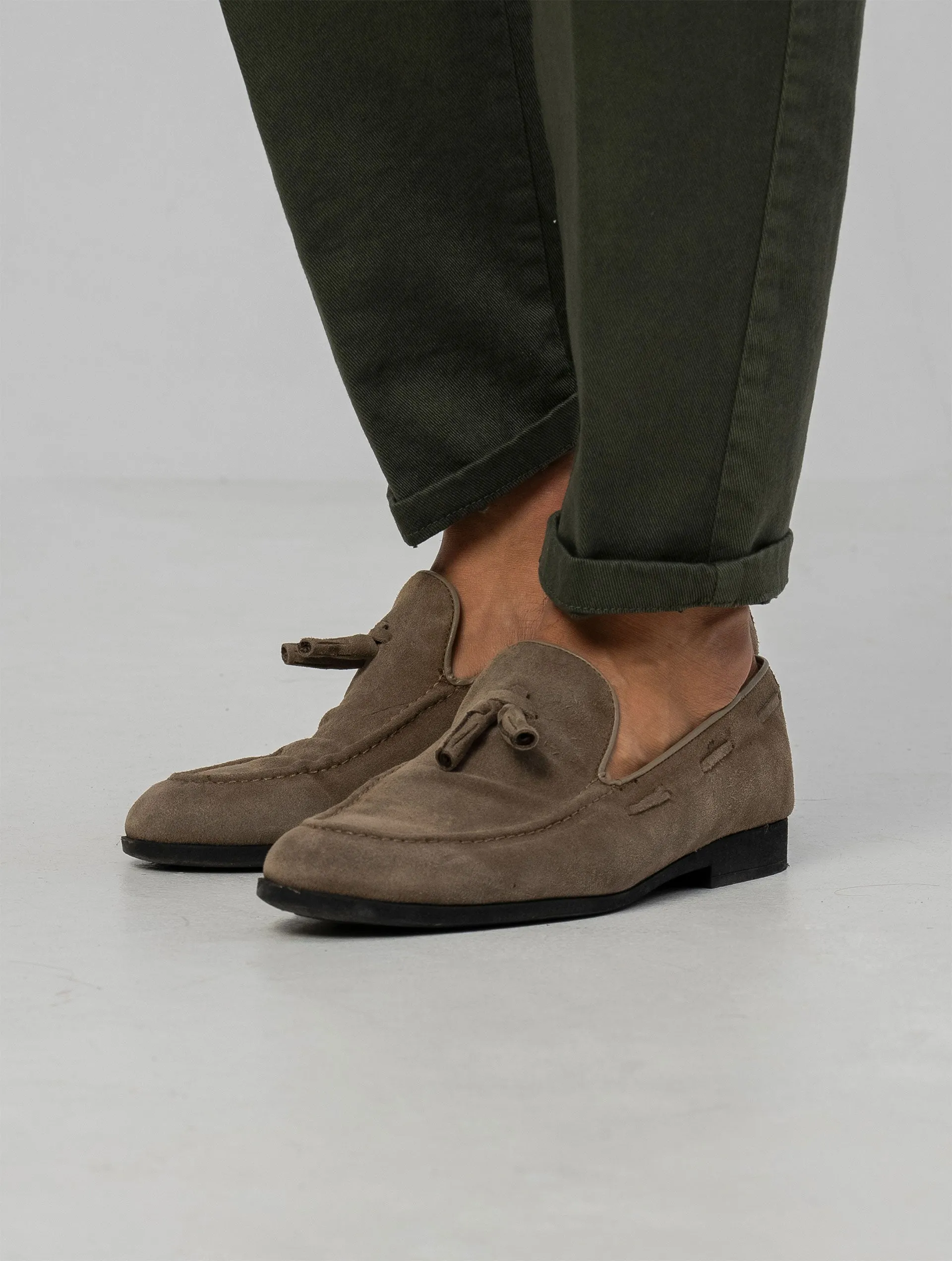 BROCK CASUAL PANTS IN ARMY GREEN