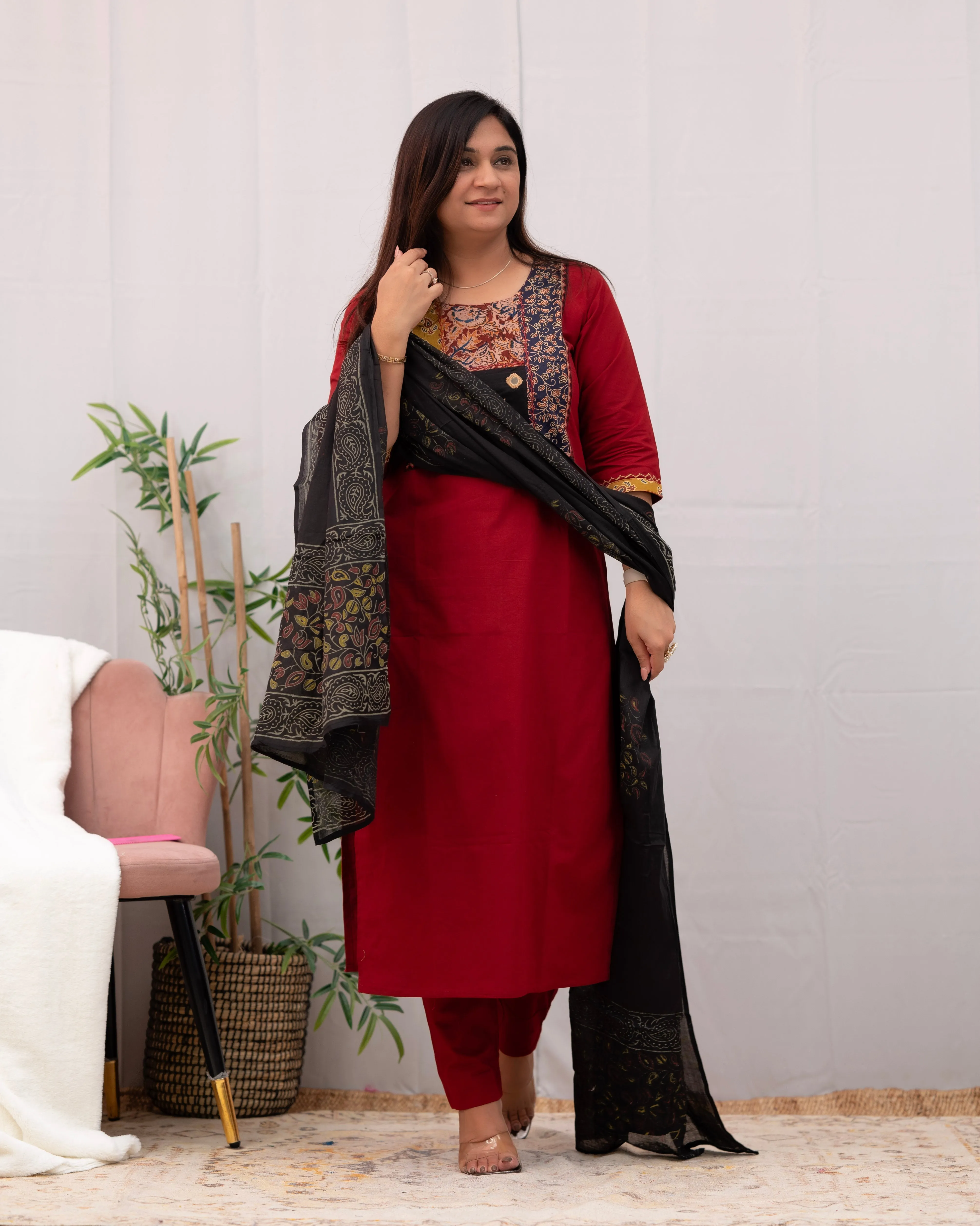 Niharika Hand Embroidered casual pant set