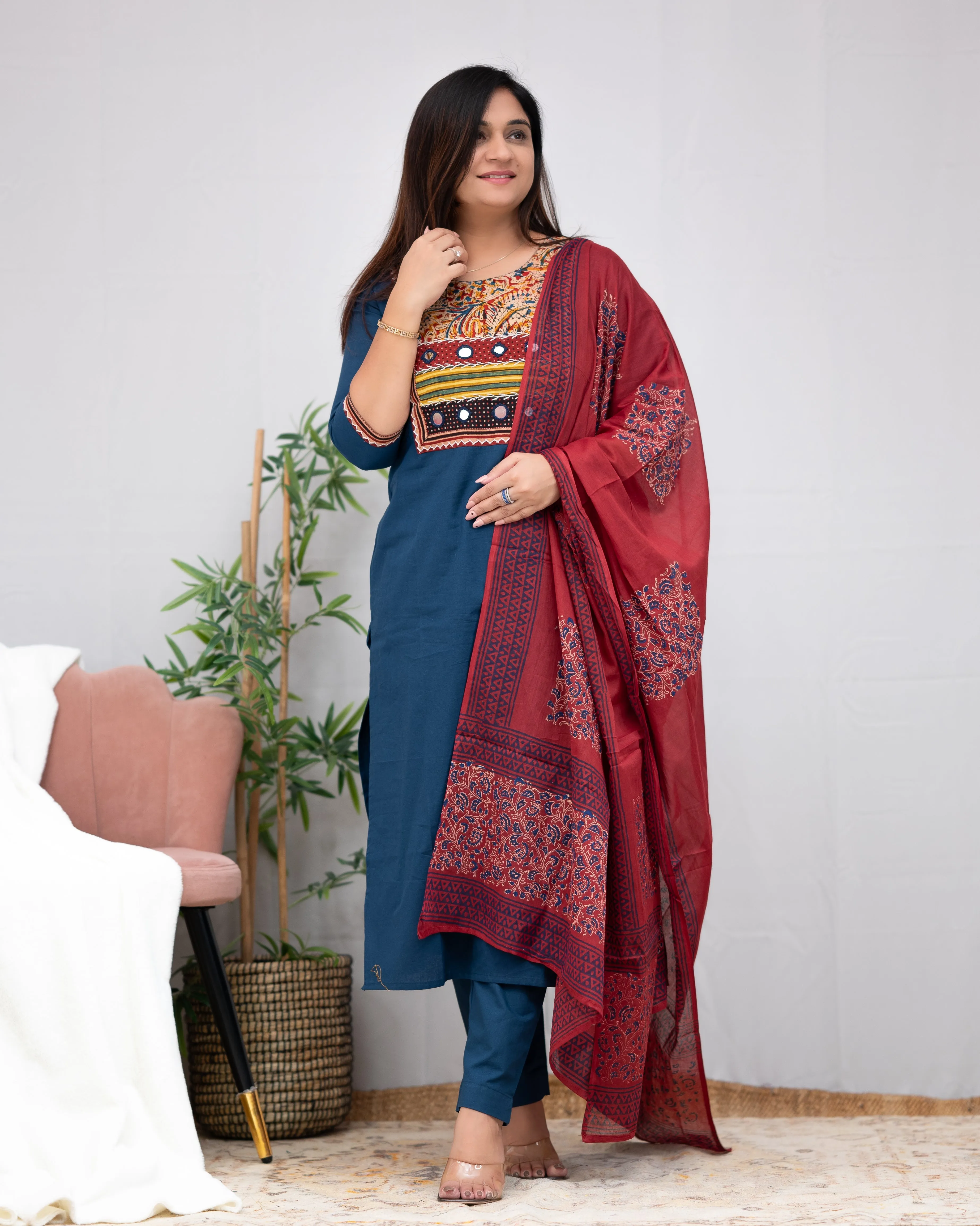 Niharika Hand Embroidered casual pant set