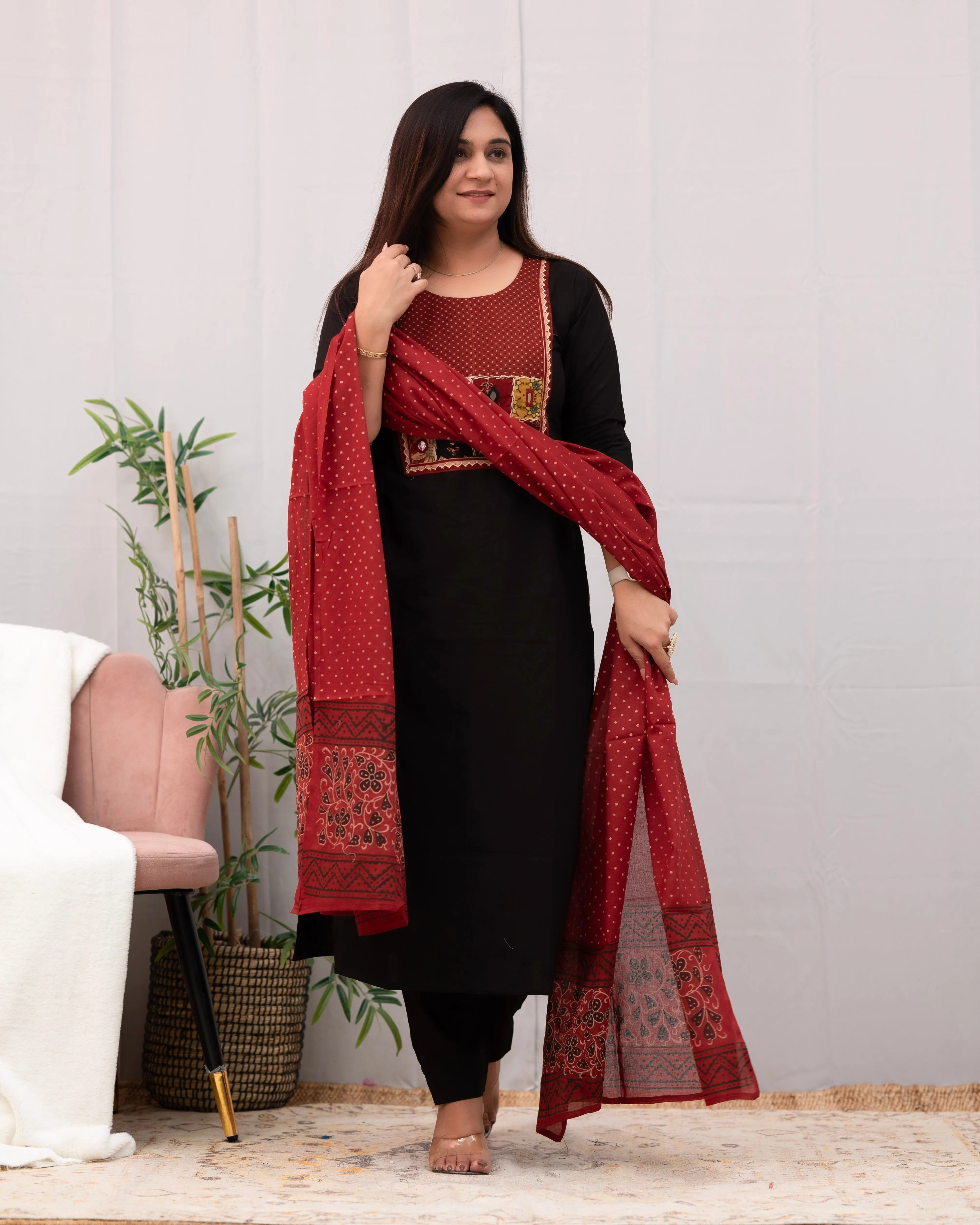 Niharika Hand Embroidered casual pant set